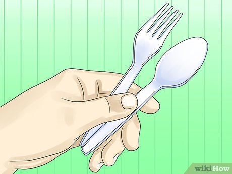 Изображение с названием Eat with a Tongue Piercing Step 10