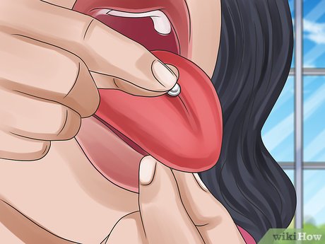 Изображение с названием Eat with a Tongue Piercing Step 8