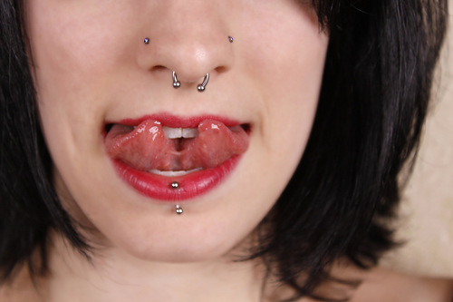 Piercing tugging first time retro
